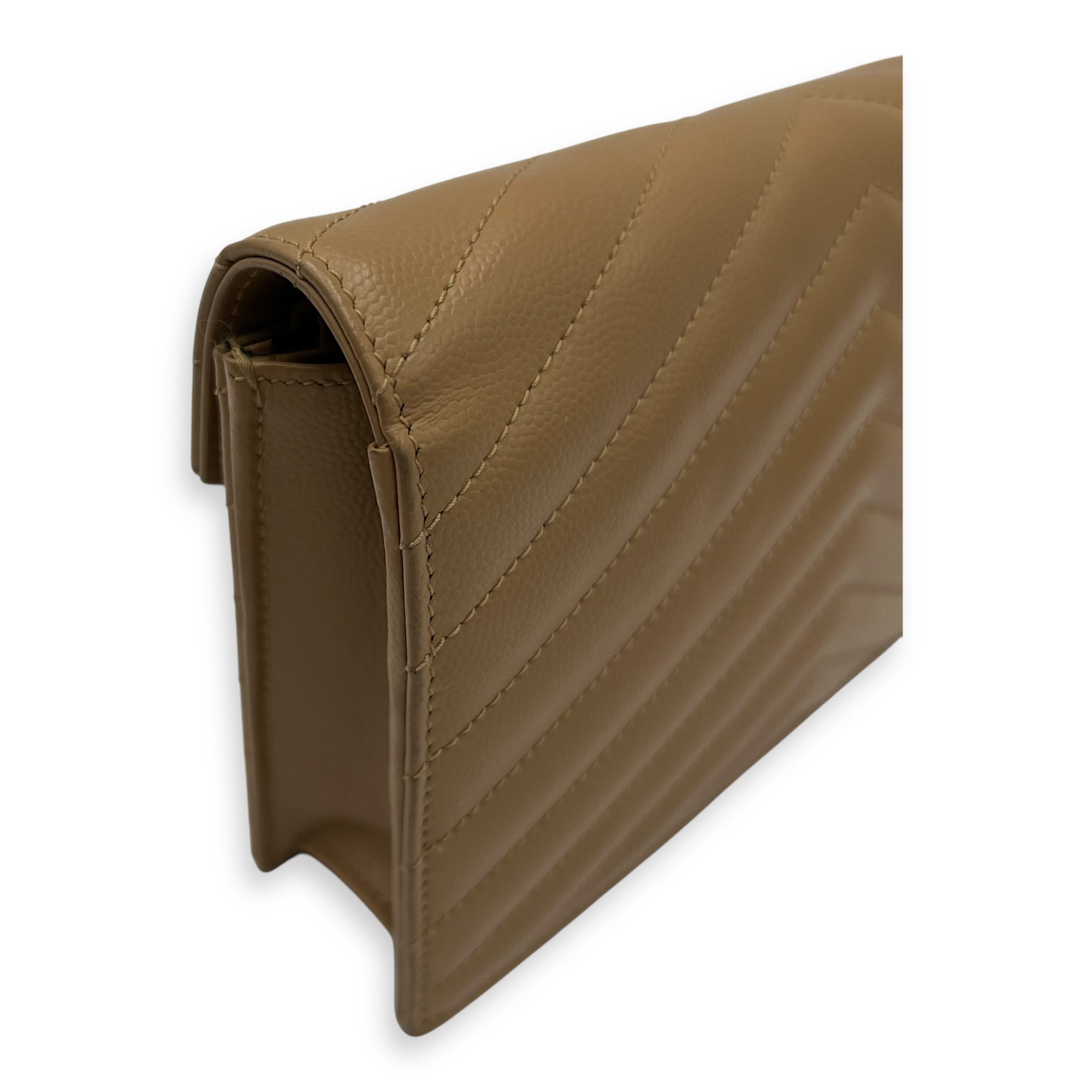 Saint Laurent Cassandre Wallet On Chain Beige in Calfskin, Gold hardware_10