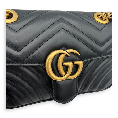 Gucci GG Marmont Shoulder Bag Black in Calfskin, Gold hardware_7