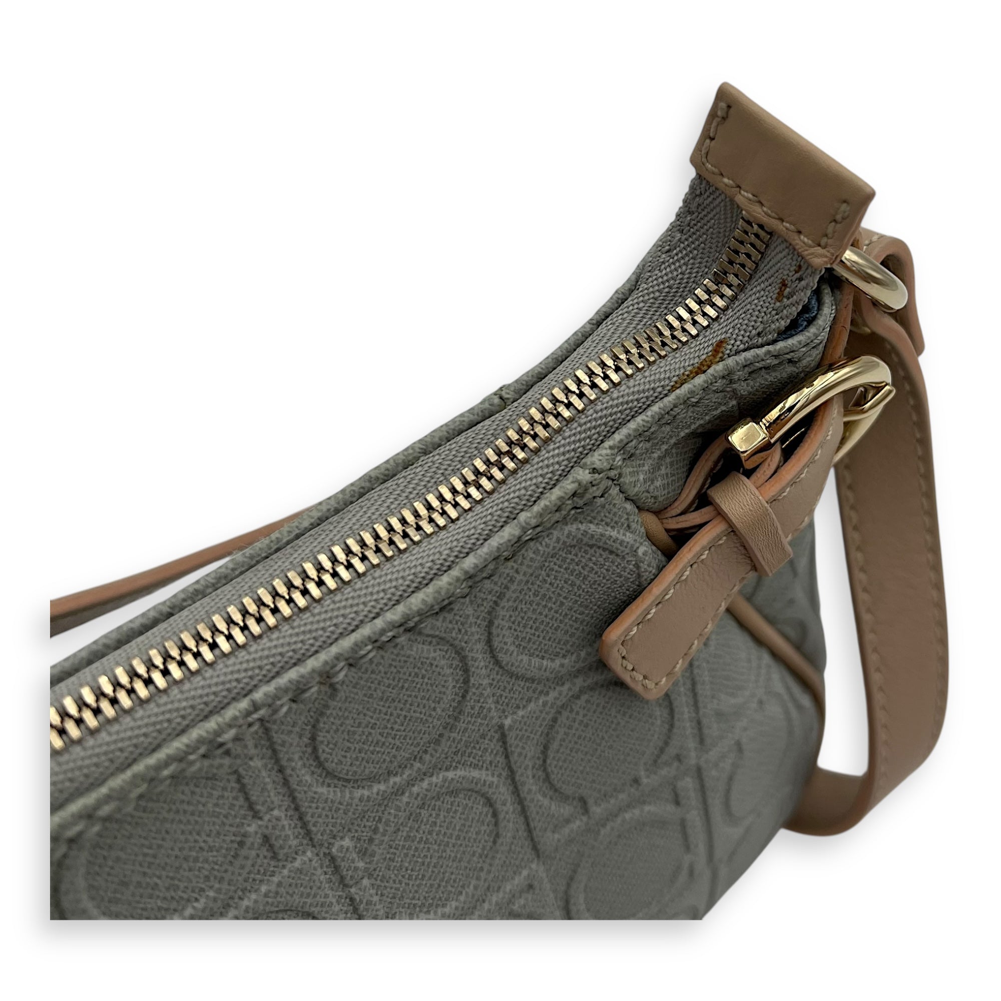 Salvatore Ferragamo Gancini Shoulder Bag Beige in Calfskin, Gold hardware_10