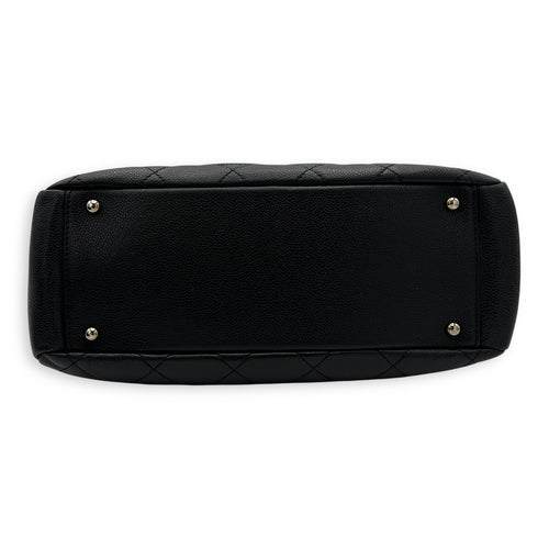 Chanel CC Tote Bag Black in Caviar Leather, Gold hardware_5