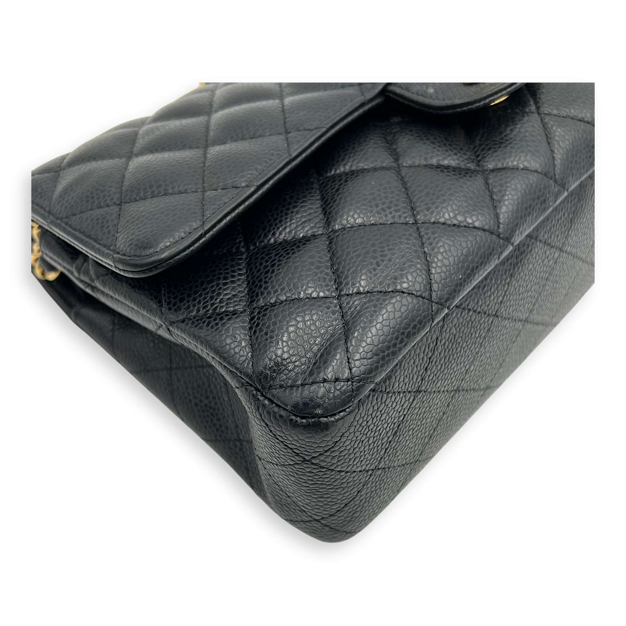 Chanel Classic Shoulder Bag Medium Black in Caviar Leather, Gold hardware_9