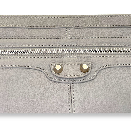 Clip Grey Clutch in Goat Leather, Silver hardware