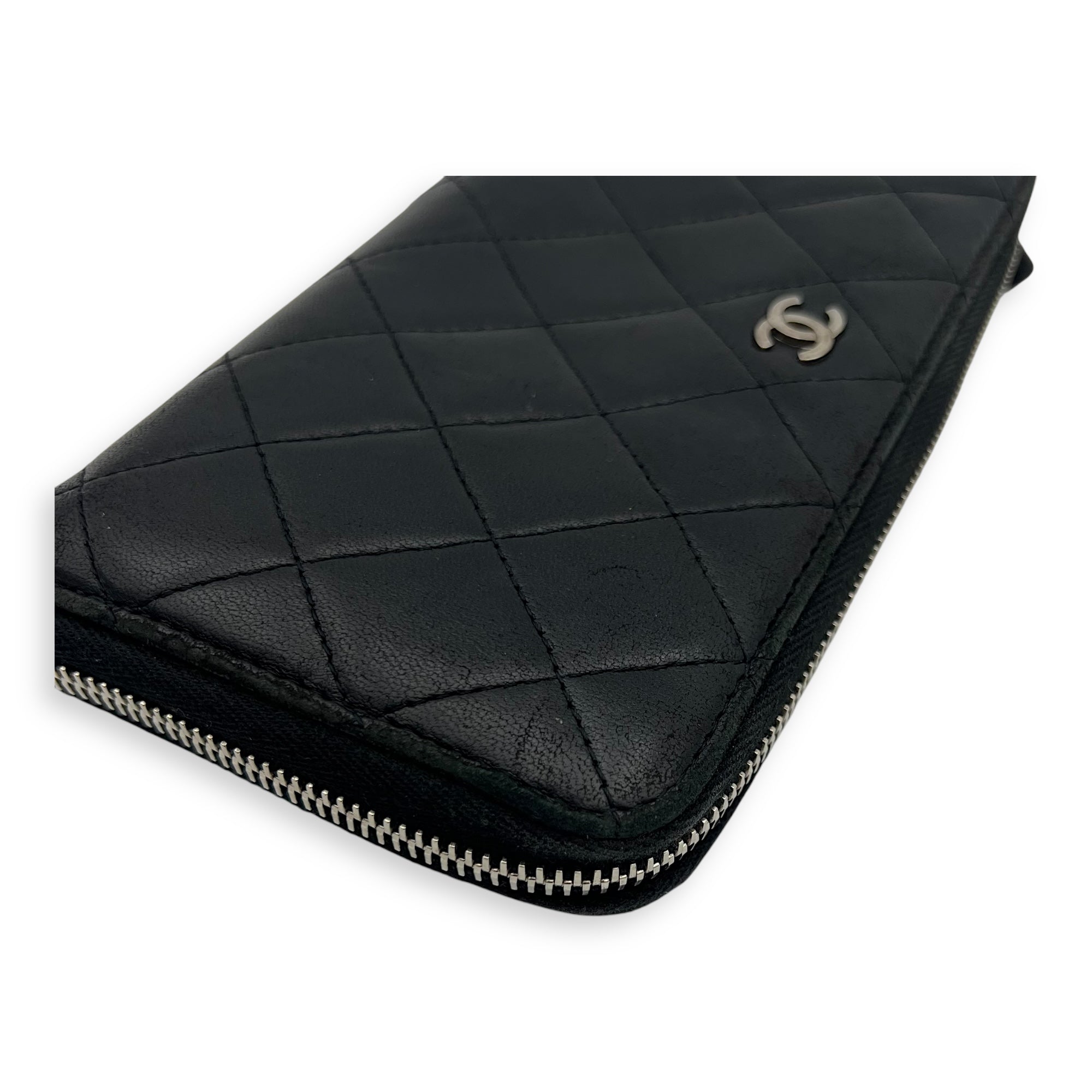 Chanel CC Long Black Wallet in Lambskin, Silver hardware_12