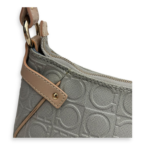 Salvatore Ferragamo Gancini Shoulder Bag Beige in Calfskin, Gold hardware_9