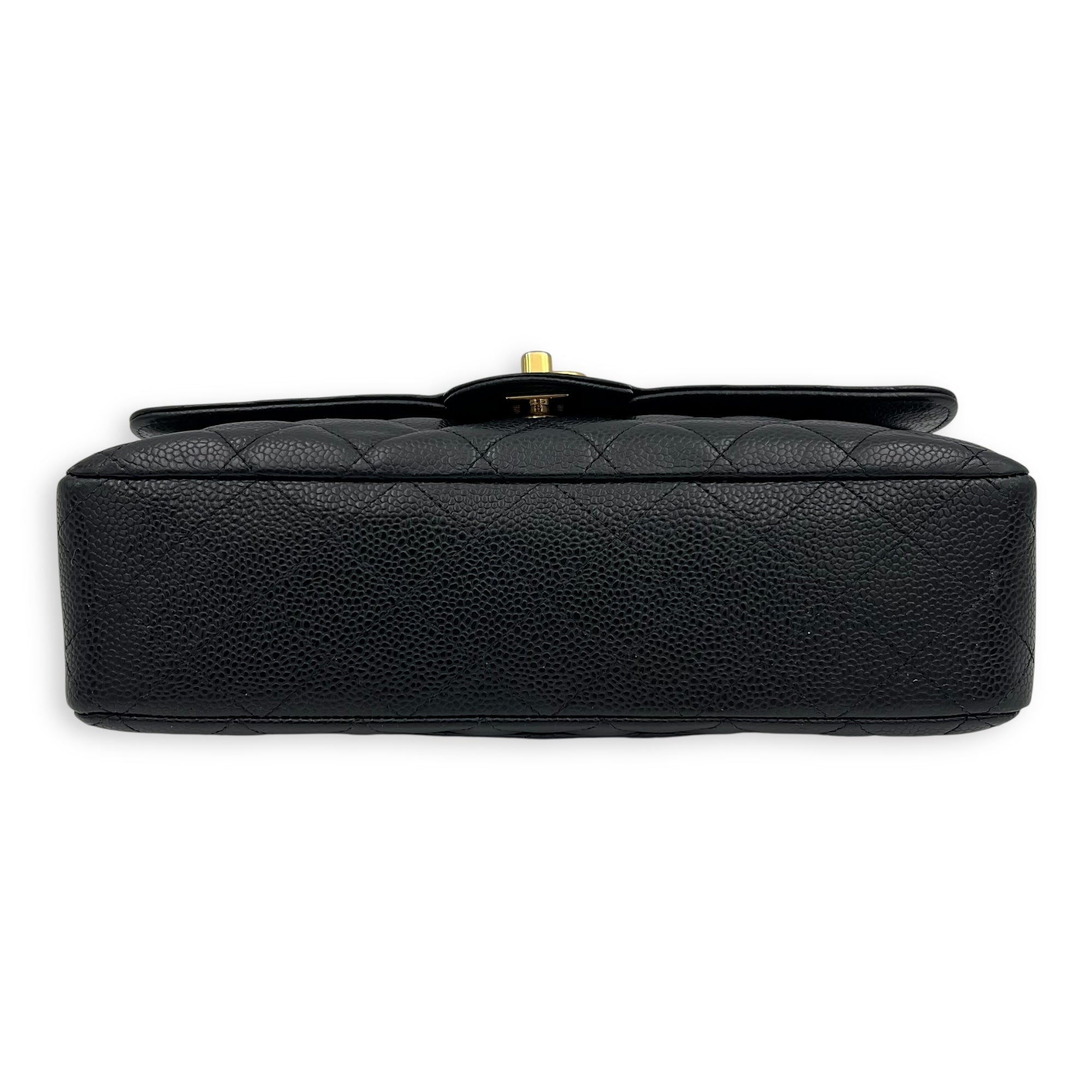 Chanel Classic Shoulder Bag Medium Black in Caviar Leather, Gold hardware_5