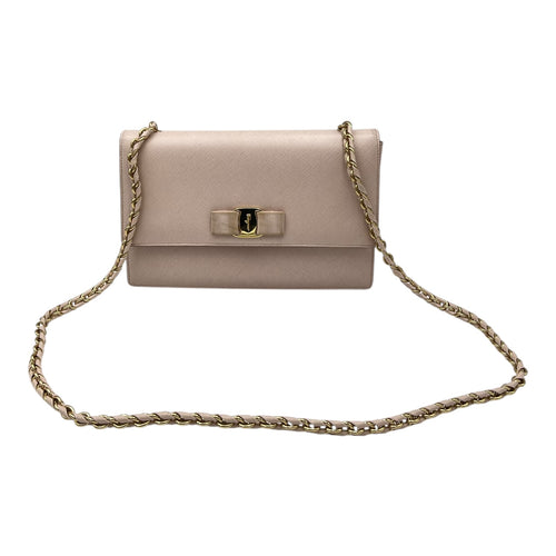 Salvatore Ferragamo Vara Bow Shoulder Bag Pink in Calfskin, Gold hardware_12