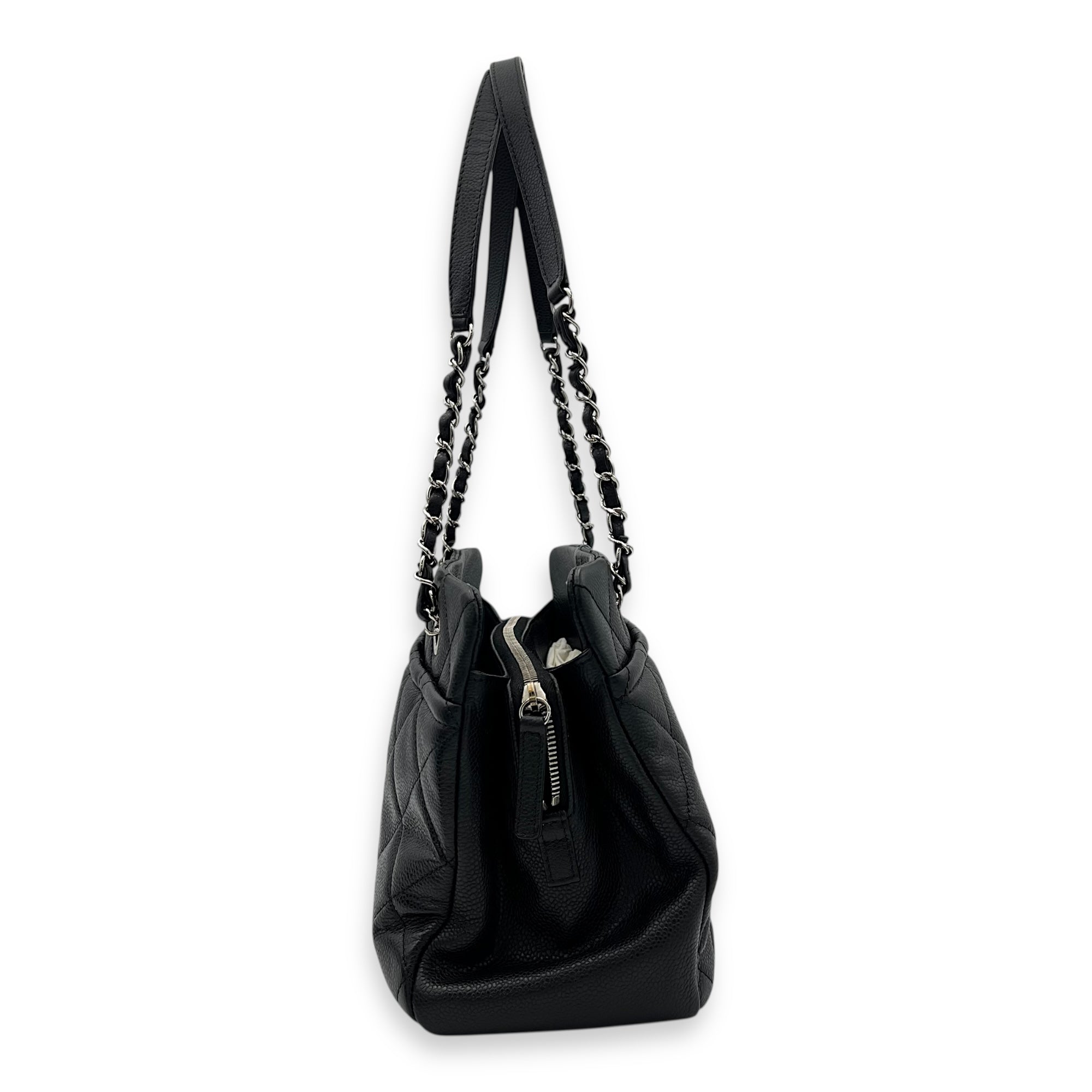 Chanel CC Tote Bag Black in Caviar Leather, Gold hardware_3