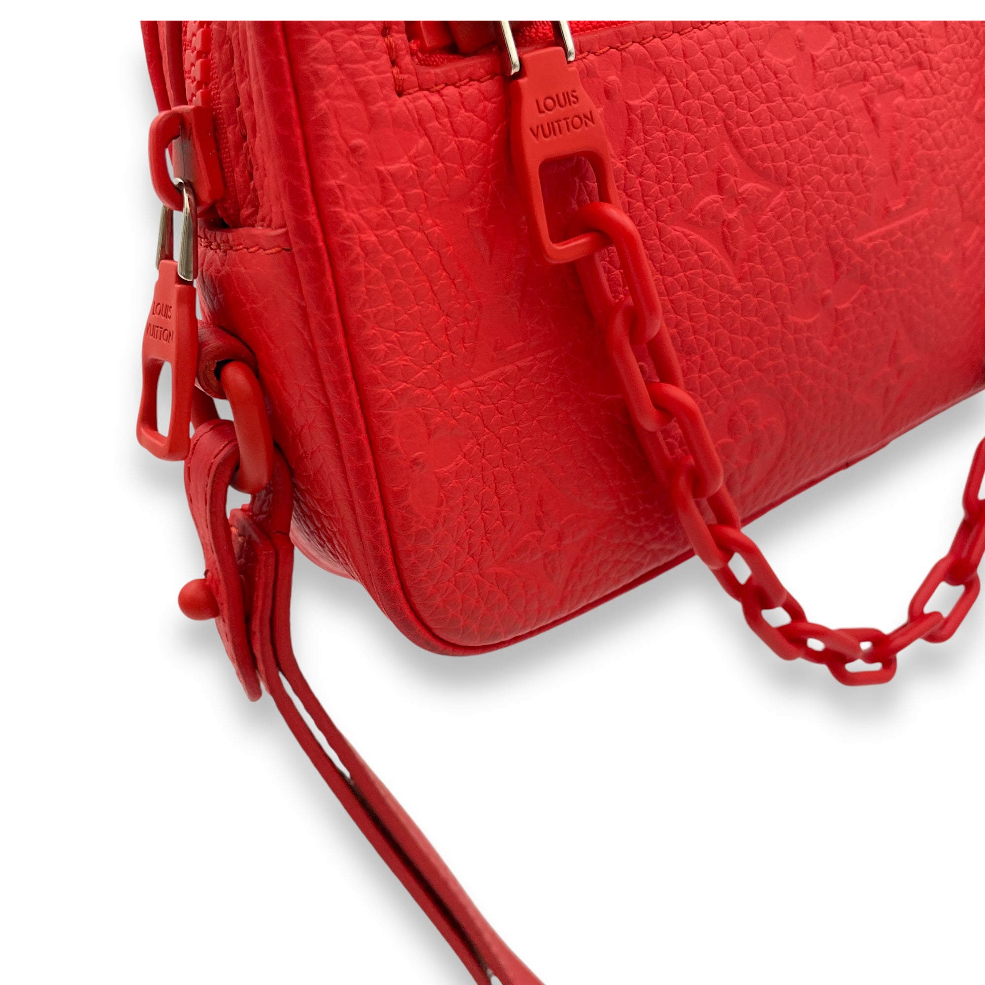 Pochette Volga Red Crossbody Bag in Taurillon Leather, Silver hardware