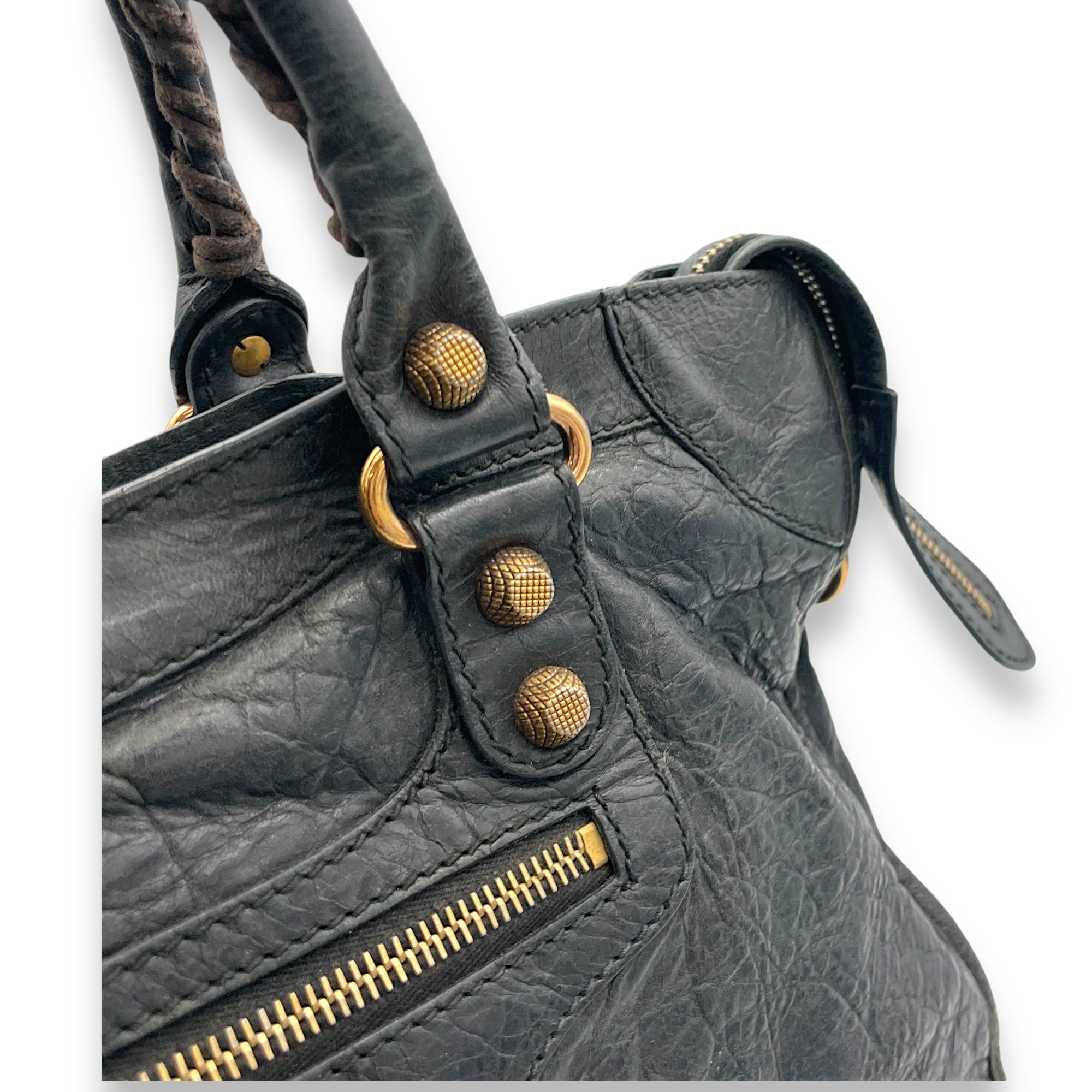 City Medium Dark Grey Shoulder Bag in Distressed Leather, Gold hardware