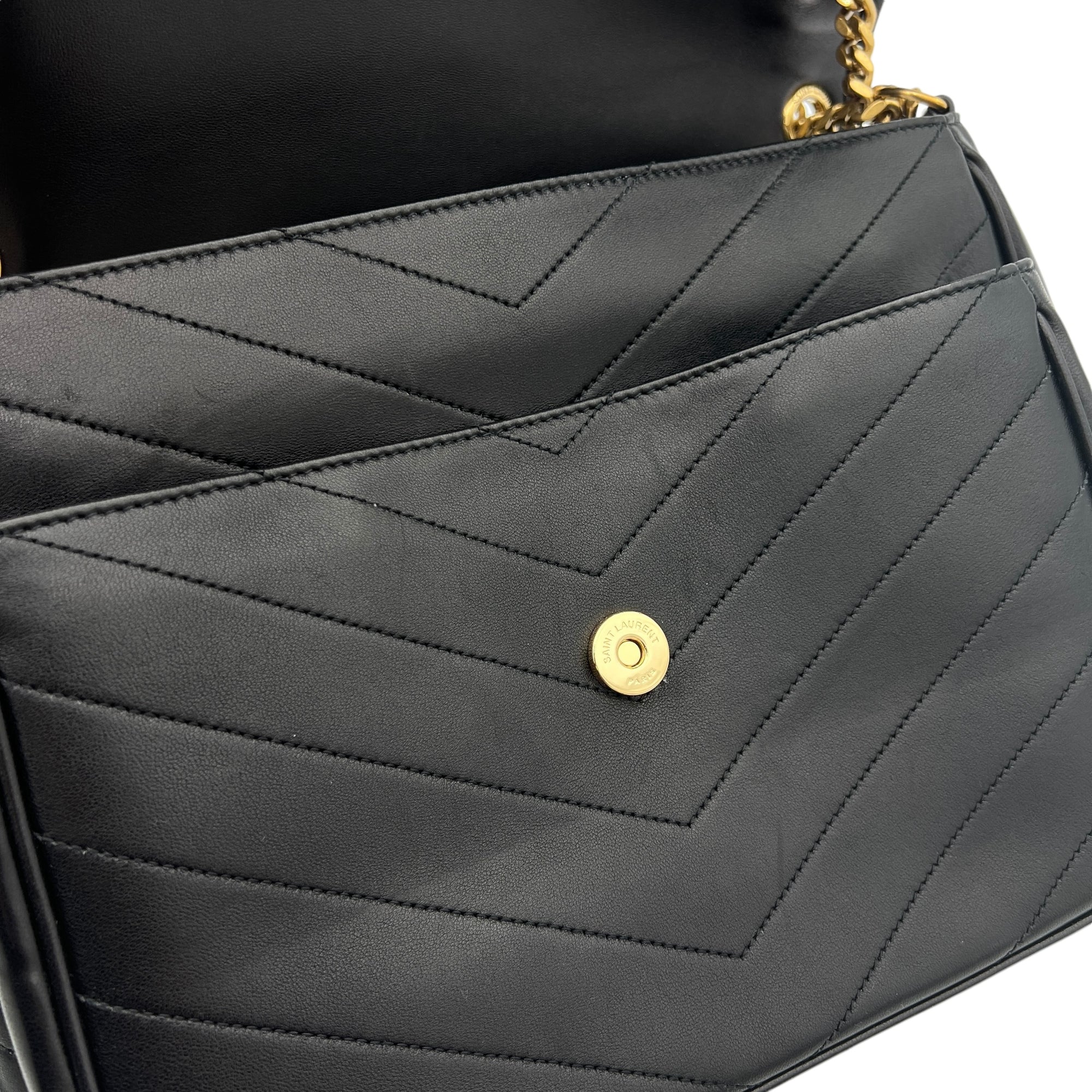 Niki Medium Black Shoulder Bag in Lambskin, Gold hardware