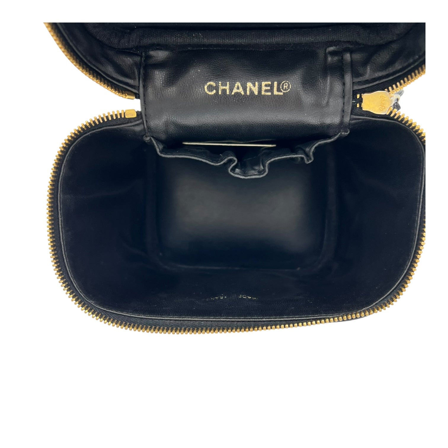 Chanel CC Vanity Bag Black in Caviar Leather, Gold hardware_6