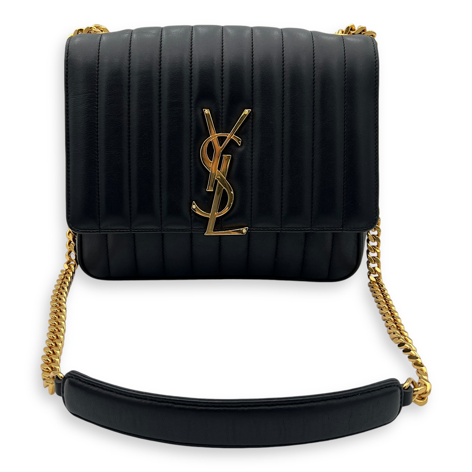 Vicky Shoulder Bag Black in Calfskin, Gold hardware