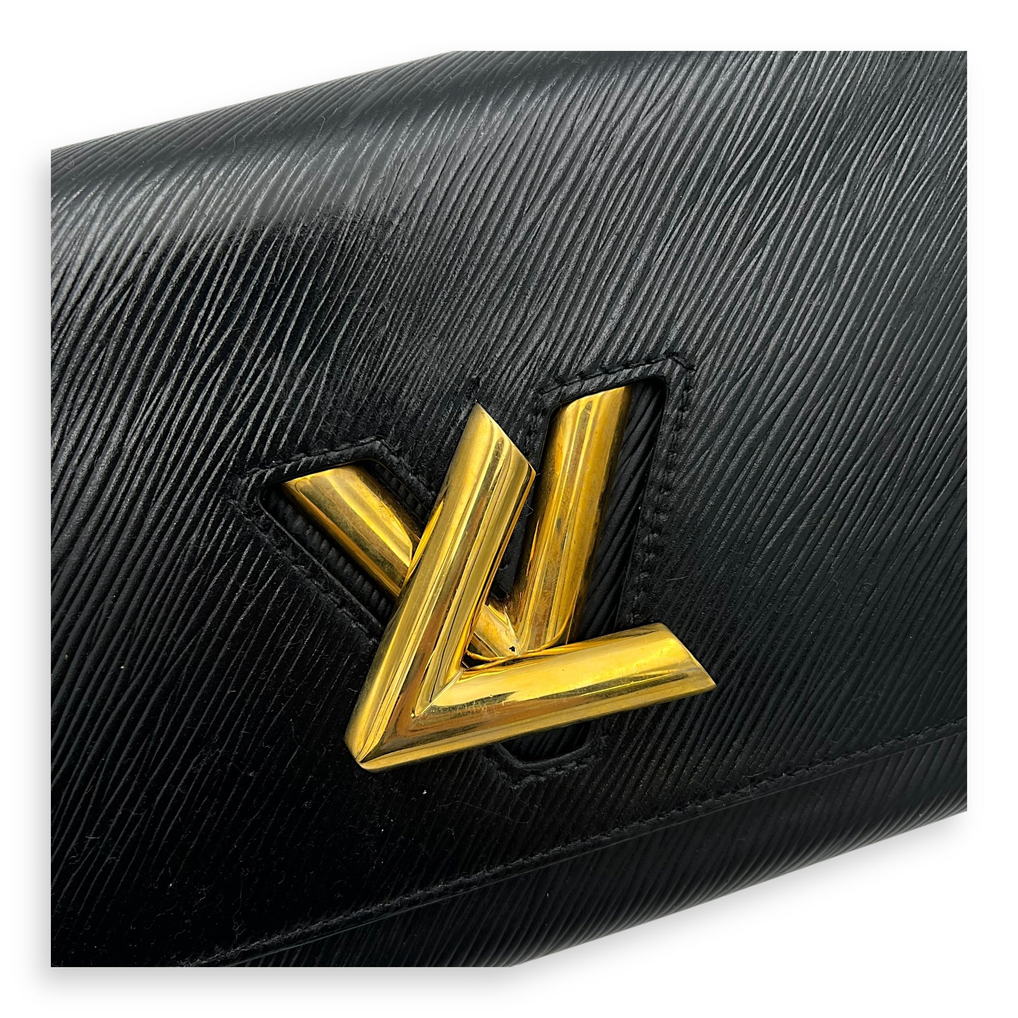 Louis Vuitton  Twist MM Crossbody bag in Epi leather, Gold Hardware_7