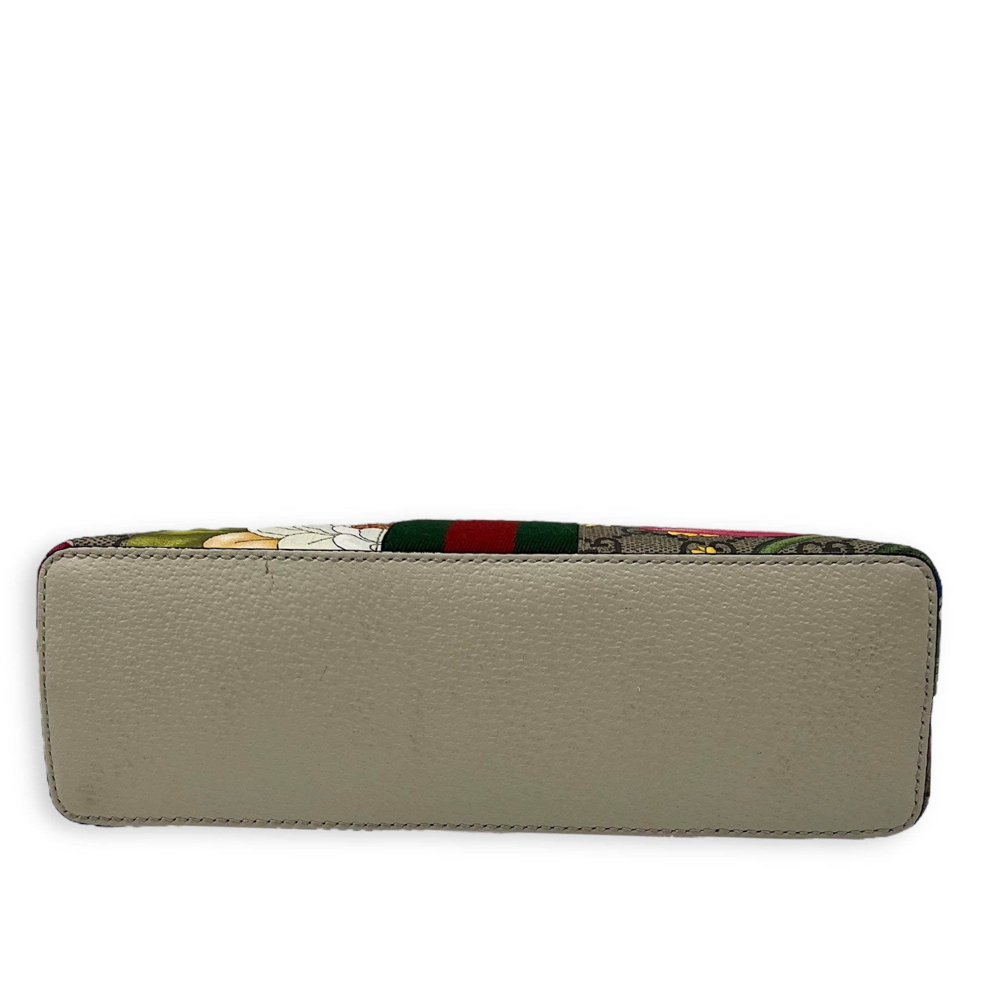 Gucci GG Crossbody Bag White in Coated Canvas, Gold hardware_5