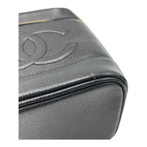 Chanel CC Vanity Bag Black in Caviar Leather, Gold hardware_7