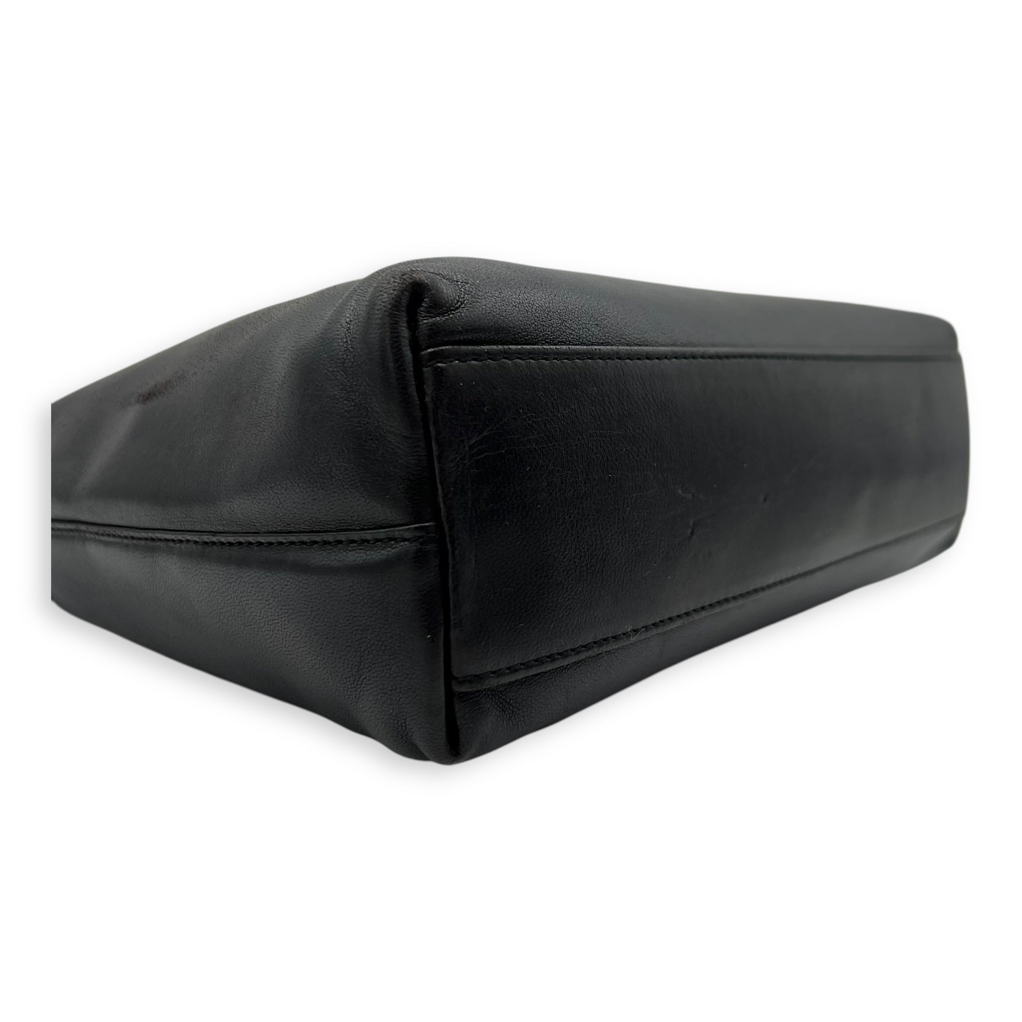 Salvatore Ferragamo Others Shoulder Bag Black in Calfskin, Silver hardware_10