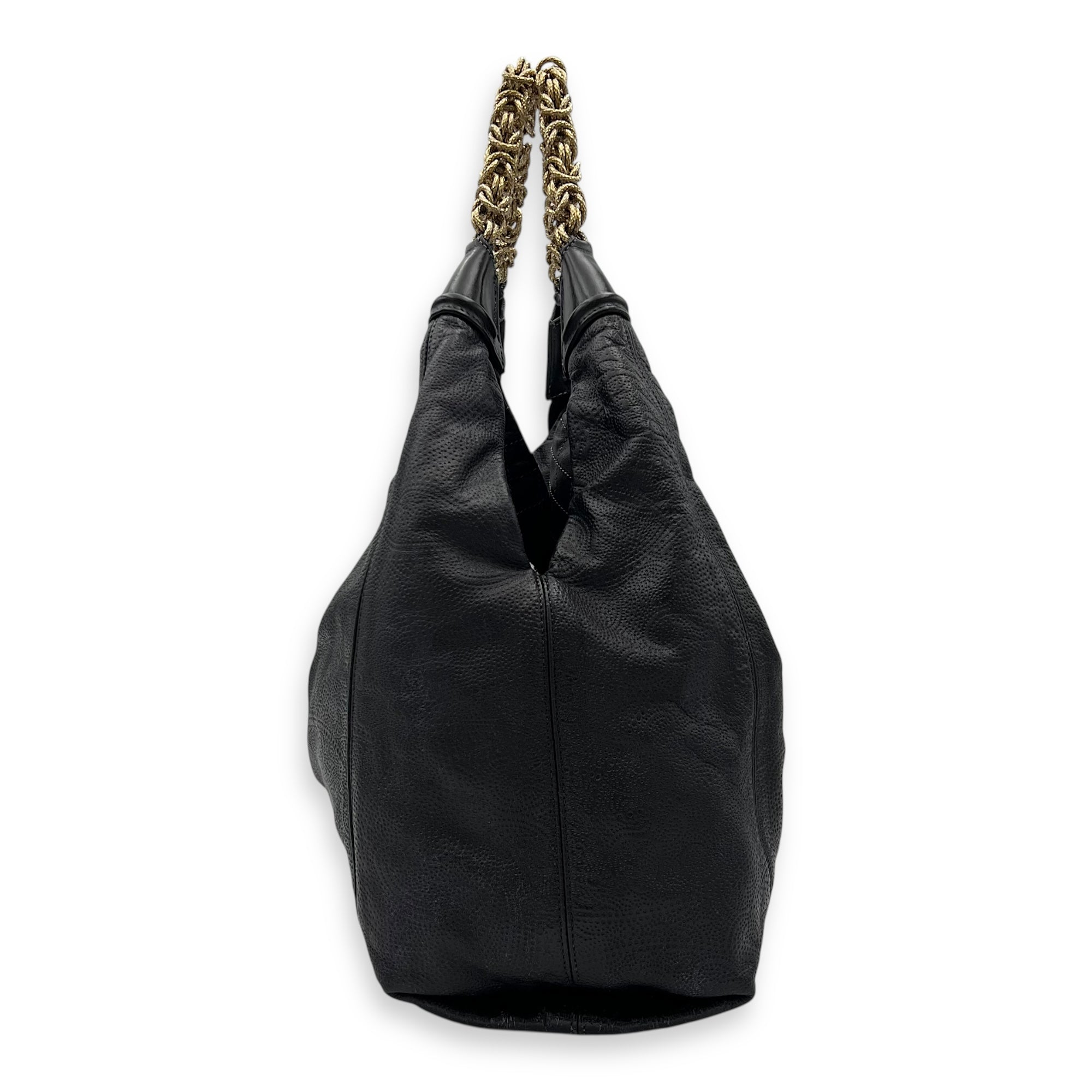 Chanel Paris- Moscow 2009 Black Shoulder Bag in Calfskin, Gold hardware_4