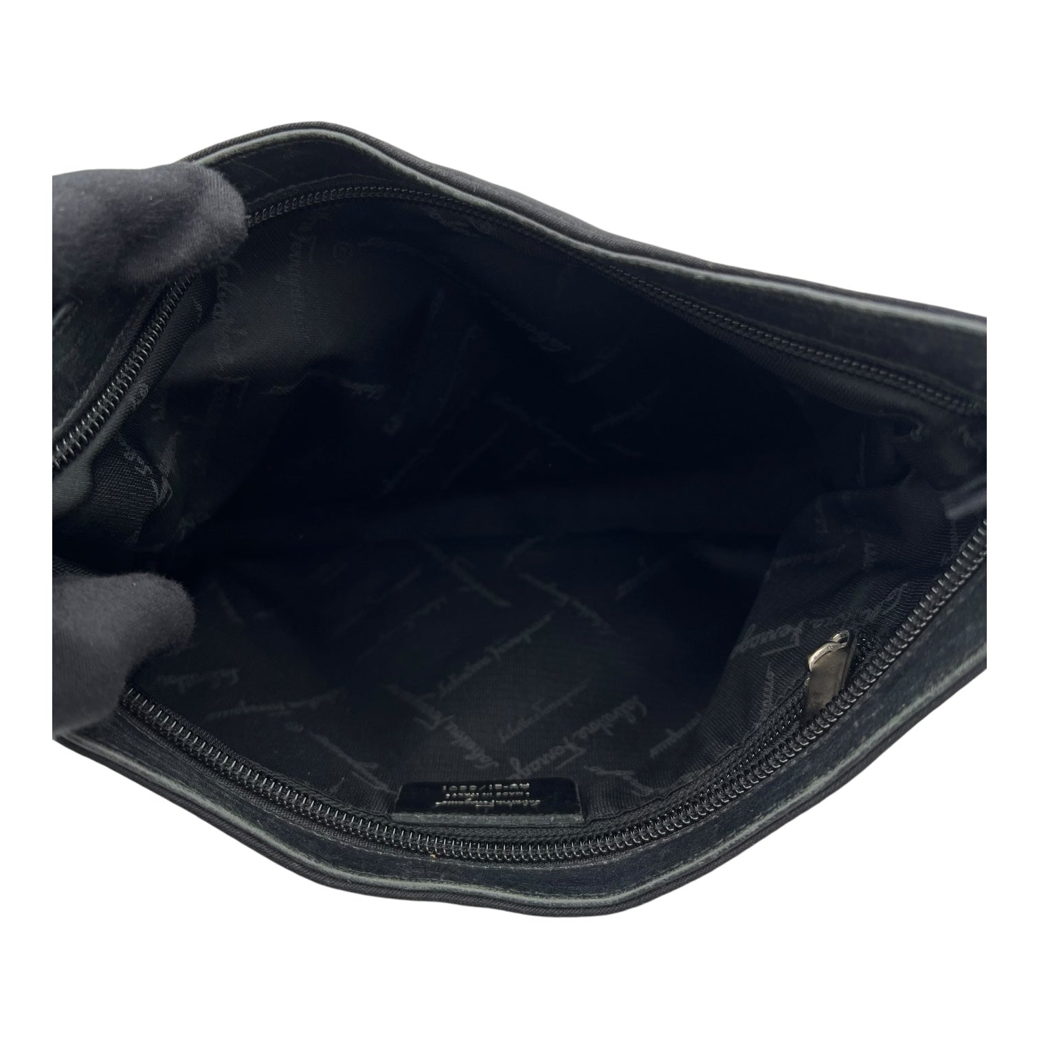 Salvatore Ferragamo Others Shoulder Bag Black in Nylon, Gold hardware_6