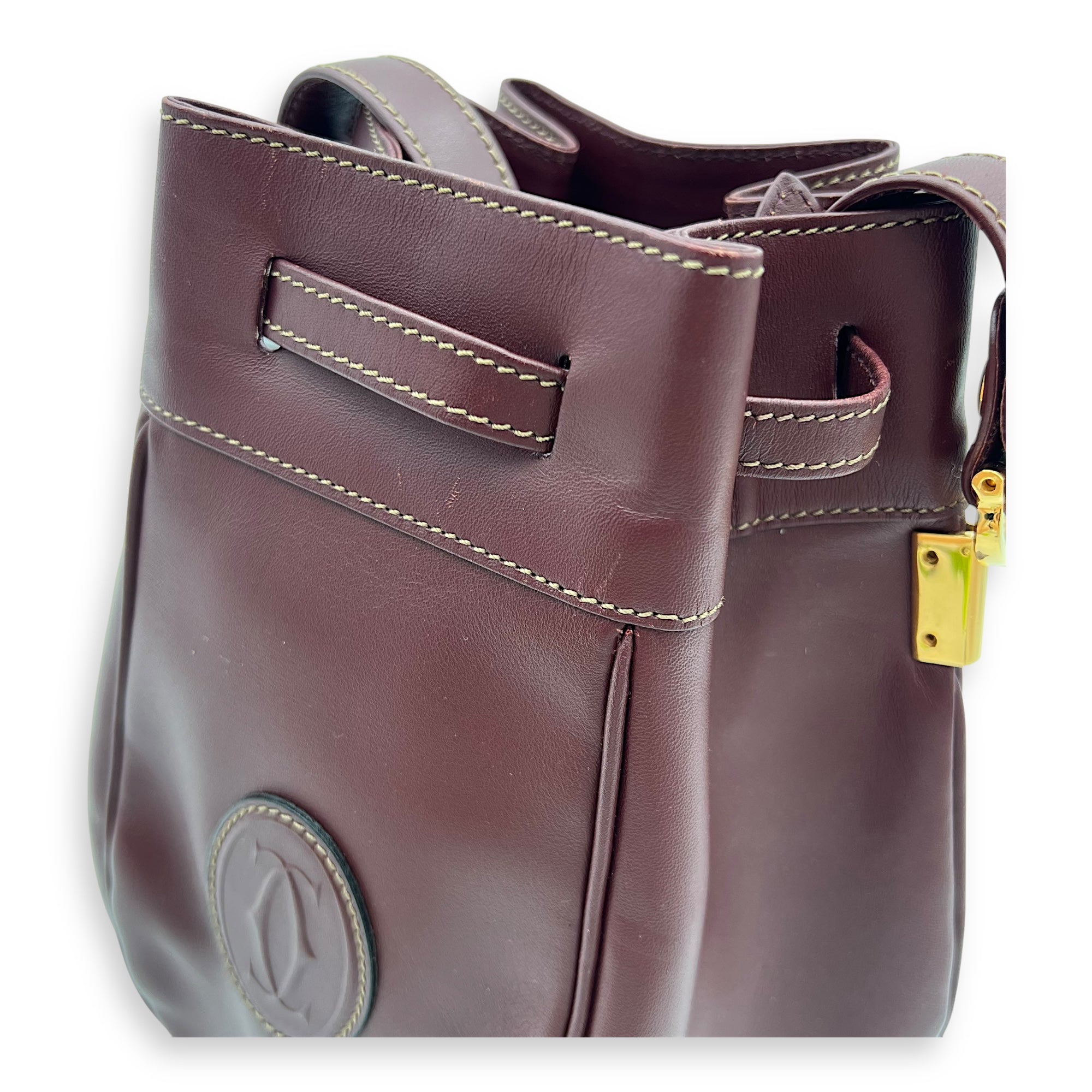 Cartier buck Bucket Bag Red in Calfskin, Gold hardware_11