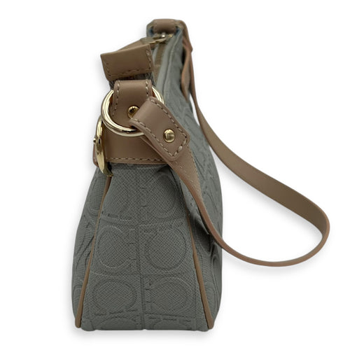 Salvatore Ferragamo Gancini Shoulder Bag Beige in Calfskin, Gold hardware_3