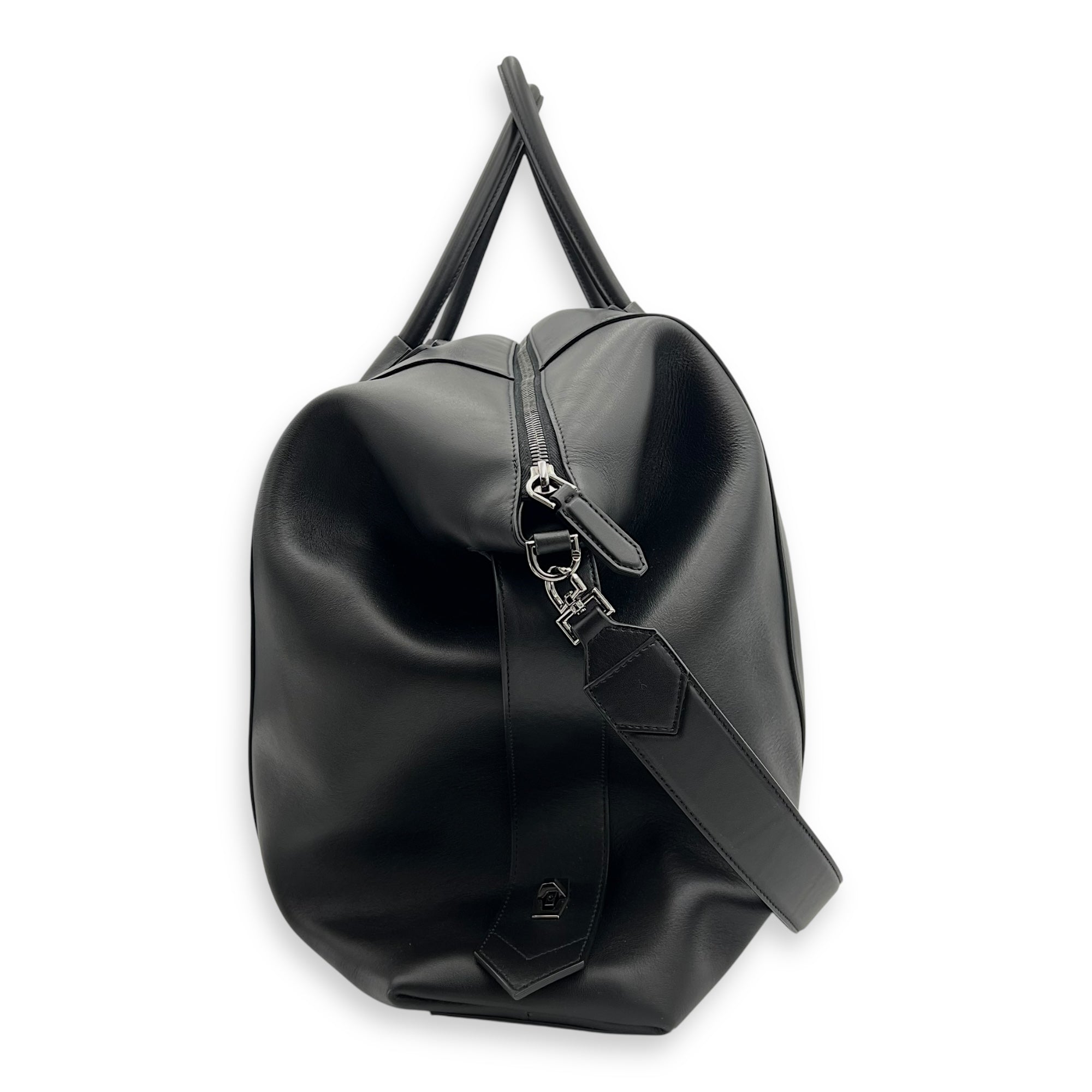 Givenchy Antigona Maxi Black Duffle Bag in Calfskin, Silver hardware_4