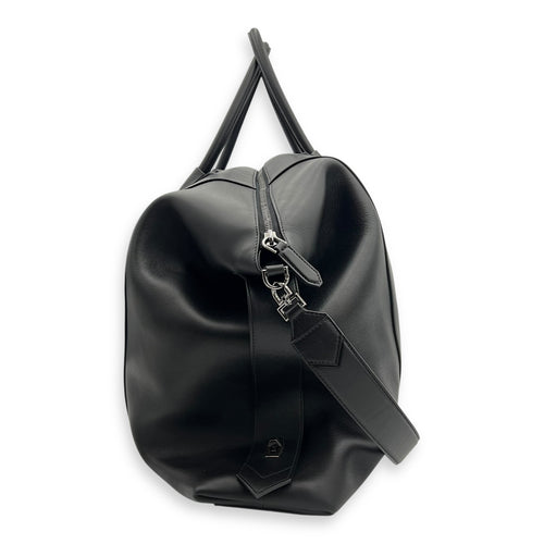 Givenchy Antigona Maxi Black Duffle Bag in Calfskin, Silver hardware_4