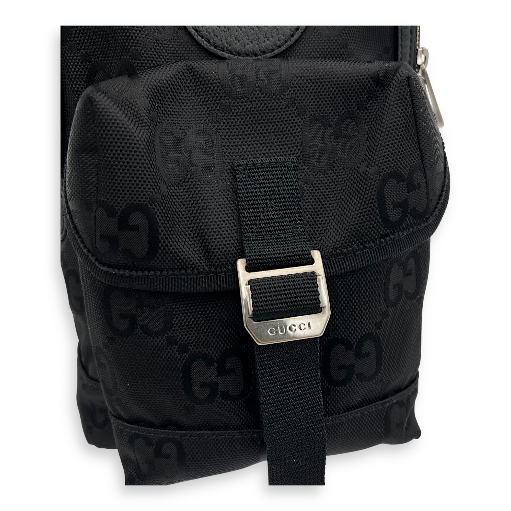 Gucci GG Backpack Black in Nylon, Silver hardware_9