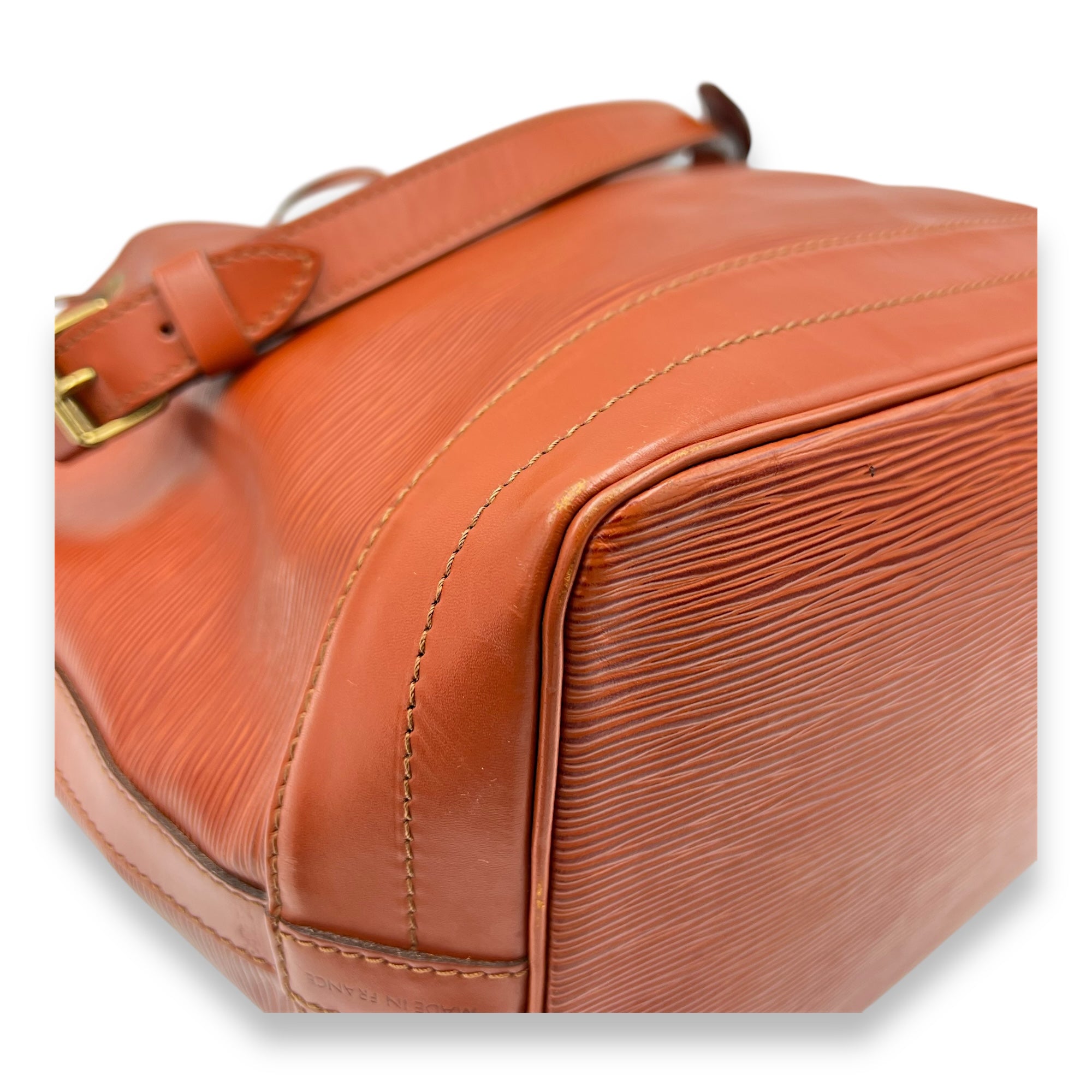 Louis Vuitton Noe GM Brown Bucket Bag in Epi Leather, Gold hardware_8