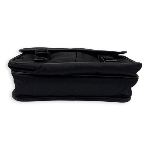 Prada Logo Messenger Black in Nylon, Silver hardware_5