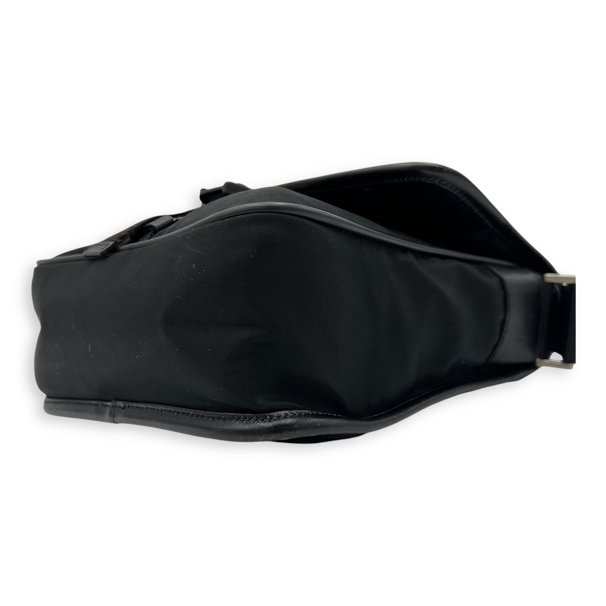 Prada Logo Messenger Black in Nylon, Silver hardware_13