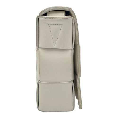 Bottega Veneta Cassette Crossbody Bag White in Calfskin, Silver hardware_3