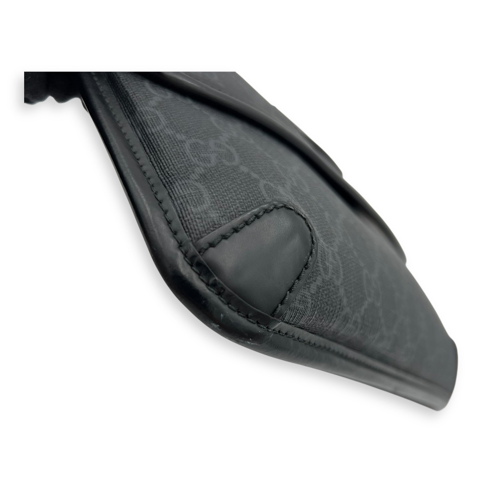 Gucci GG Supreme Belt Bag Black in Monogram Coated Canvas, Silver hardware_8