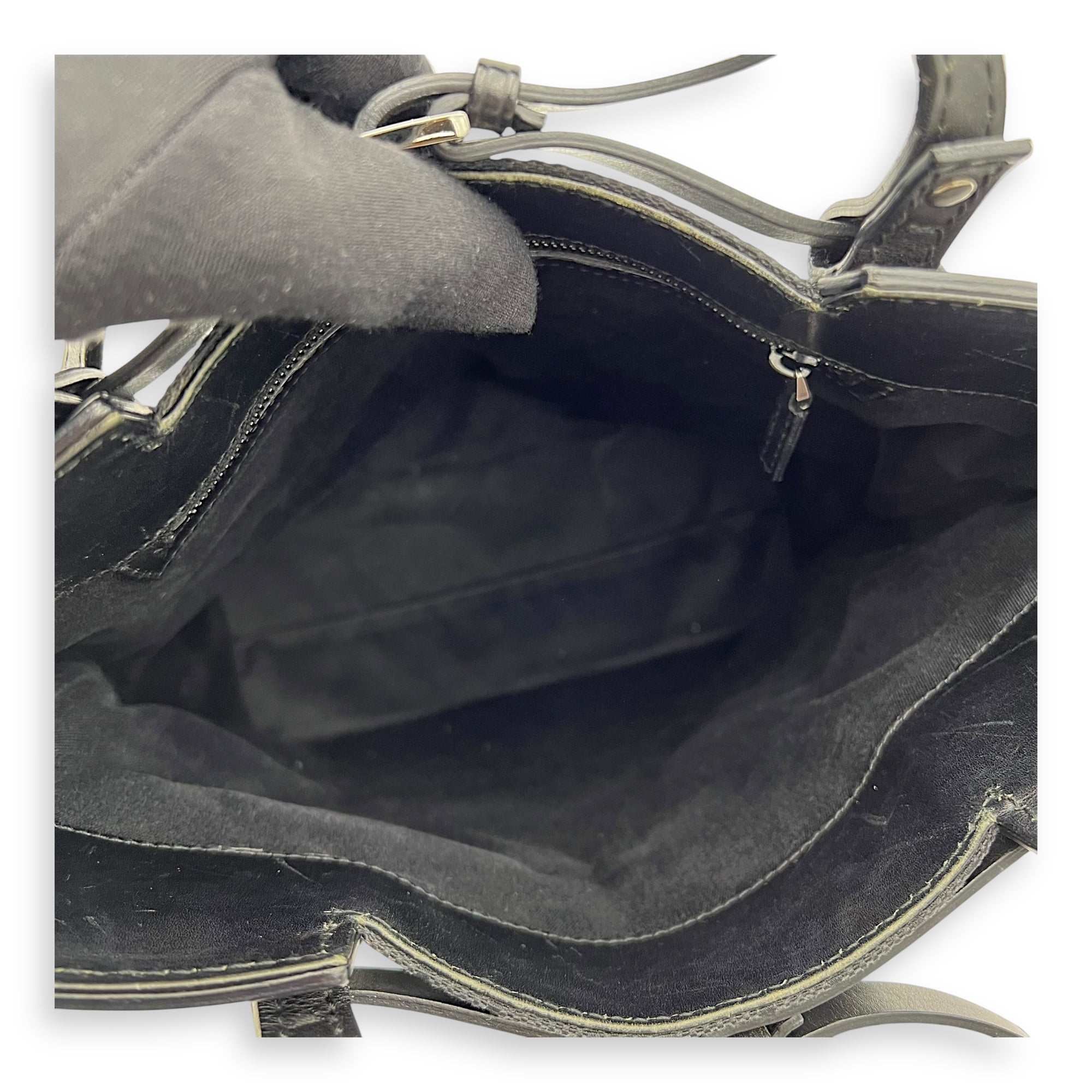 Gucci GG Top Handle Bag Black in Canvas, Silver hardware_6