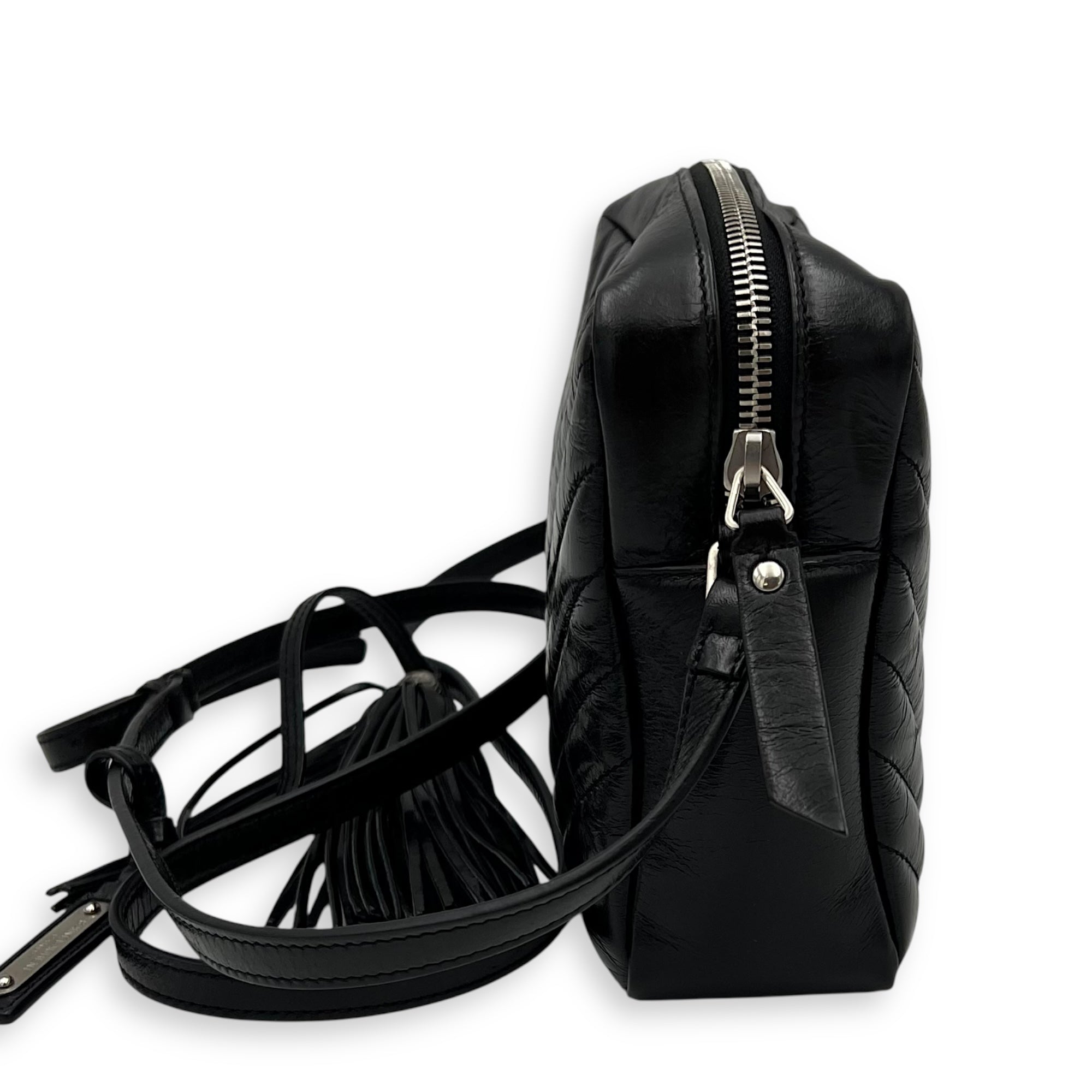Saint Laurent Lou Camera Black Crossbody Bag in Calfskin, Silver hardware_3