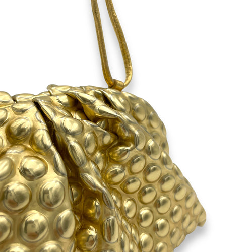 Metallic Pouch Crossbody Bag Gold in Patent Leather