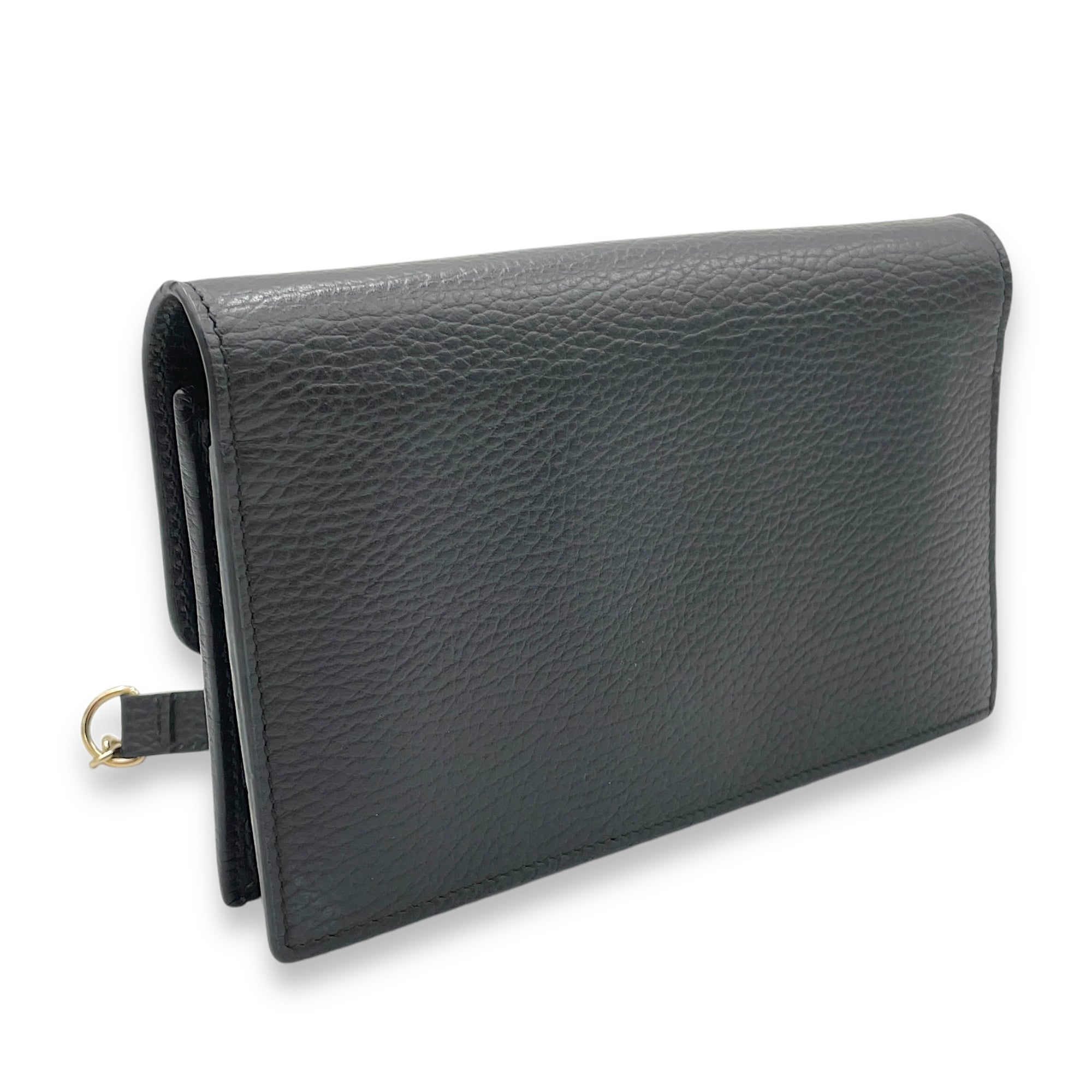 Interlocking G Wallet On Chain Black in Calfskin, Light Gold hardware