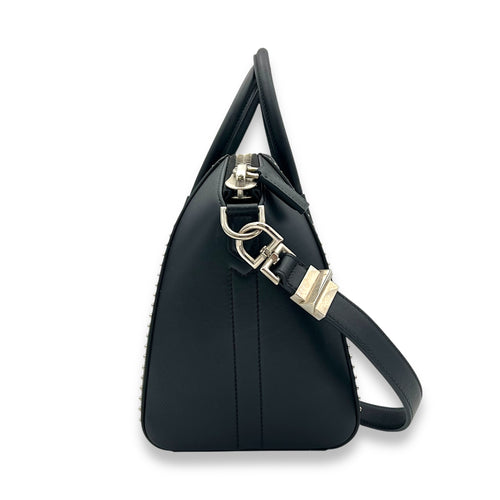 Antigona Medium Black Top Handle Bag in Calfskin, Silver hardware