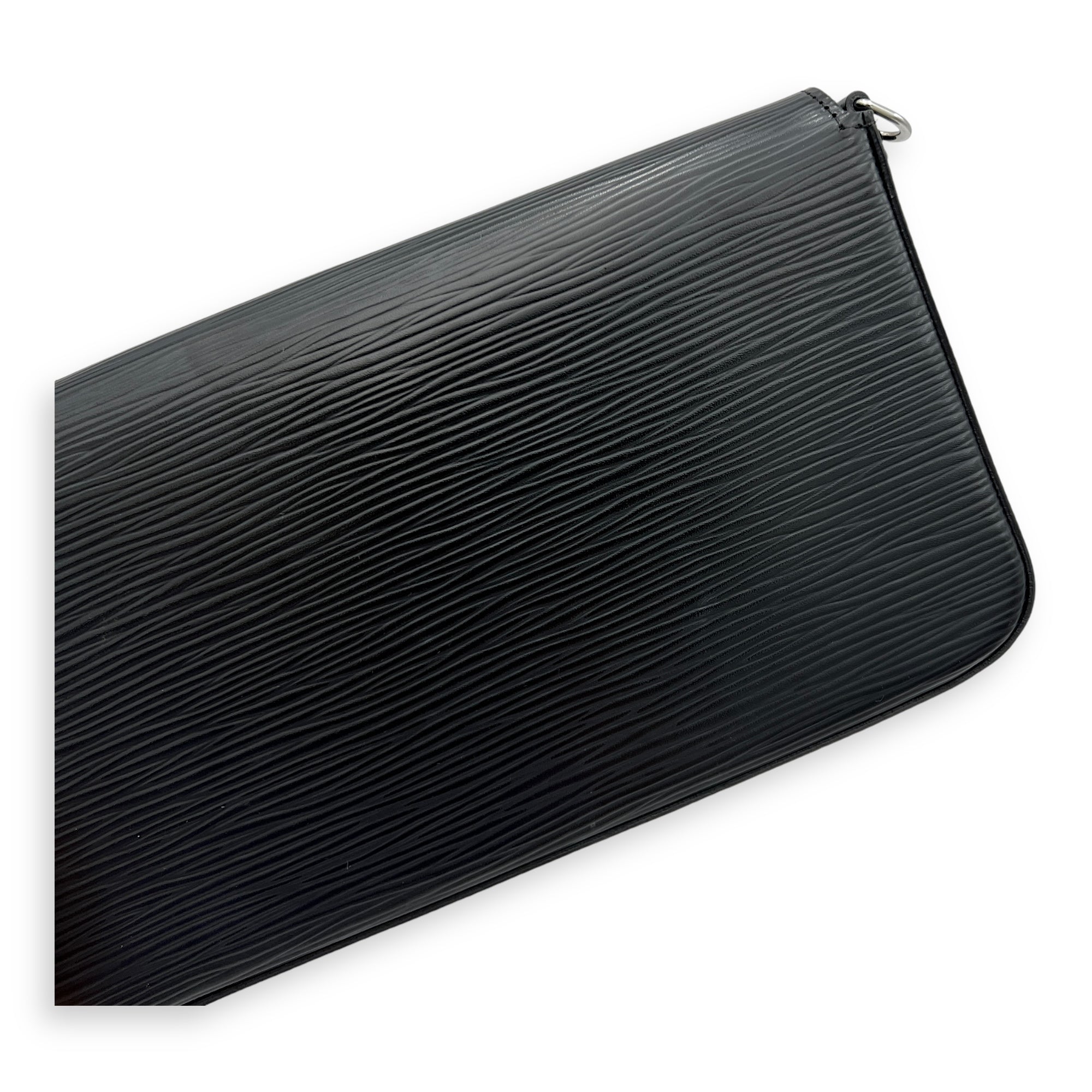 Felicie Black Wallet On Chain in Epi Leather, Silver hardware