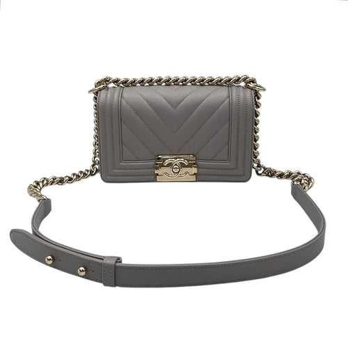Chanel Chevron Quilted Boy Small Grey Shoulder Bag in Caviar Leather, Gold hardware_7