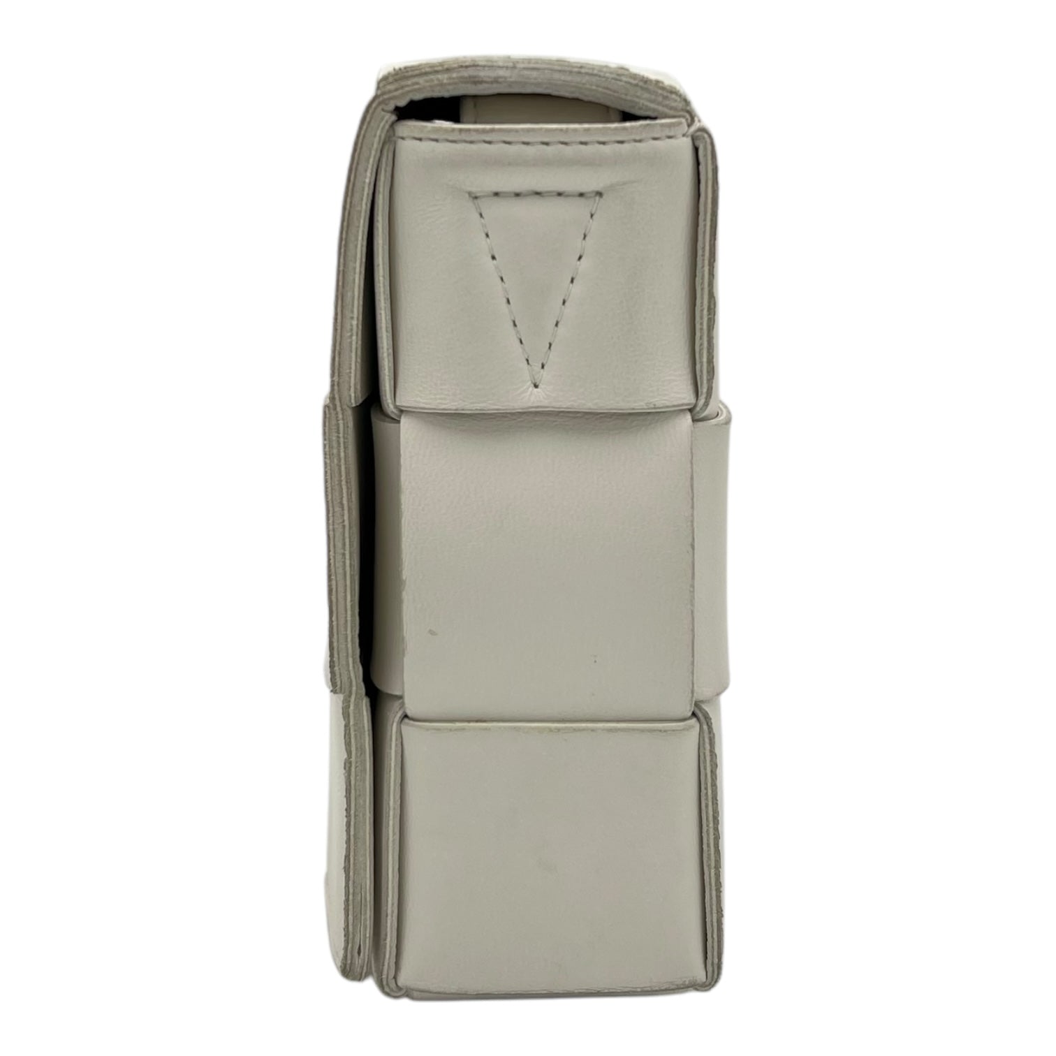 Bottega Veneta Cassette Crossbody Bag White in Calfskin, Silver hardware_4