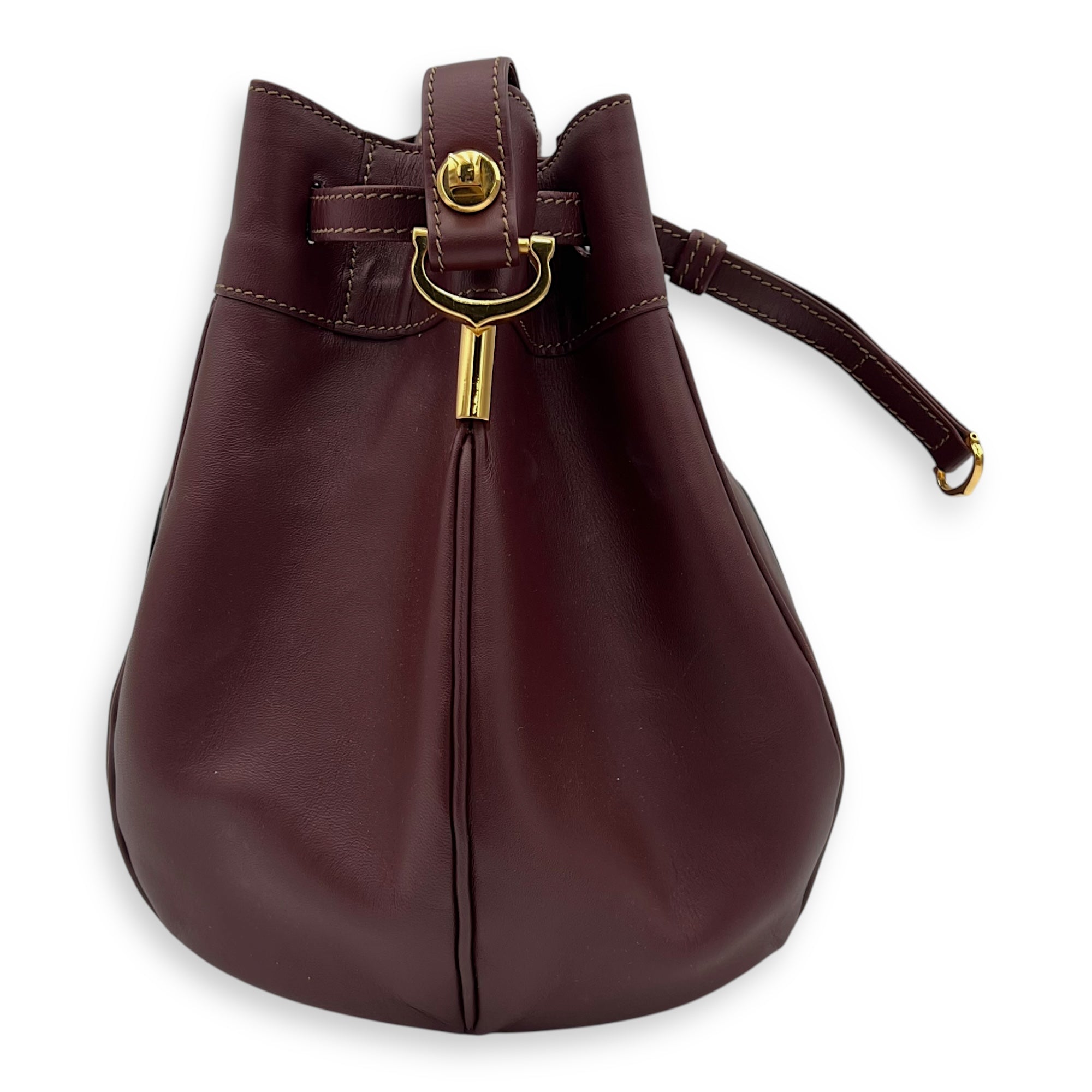 Cartier buck Bucket Bag Red in Calfskin, Gold hardware_3