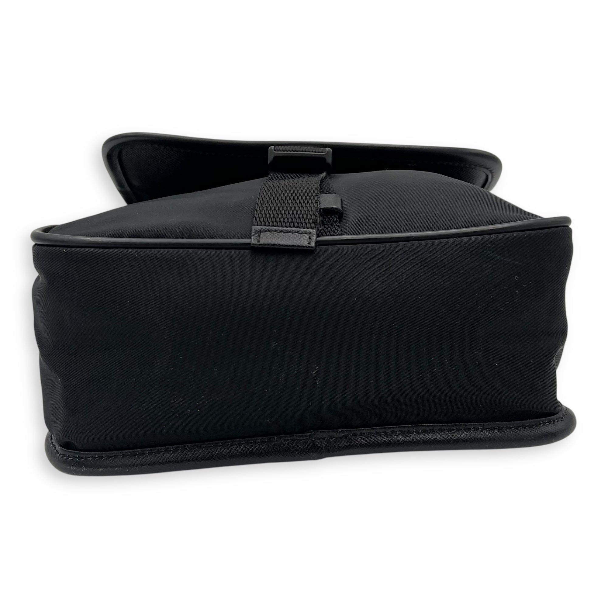 Prada Logo Messenger Black in Nylon, Silver hardware_5