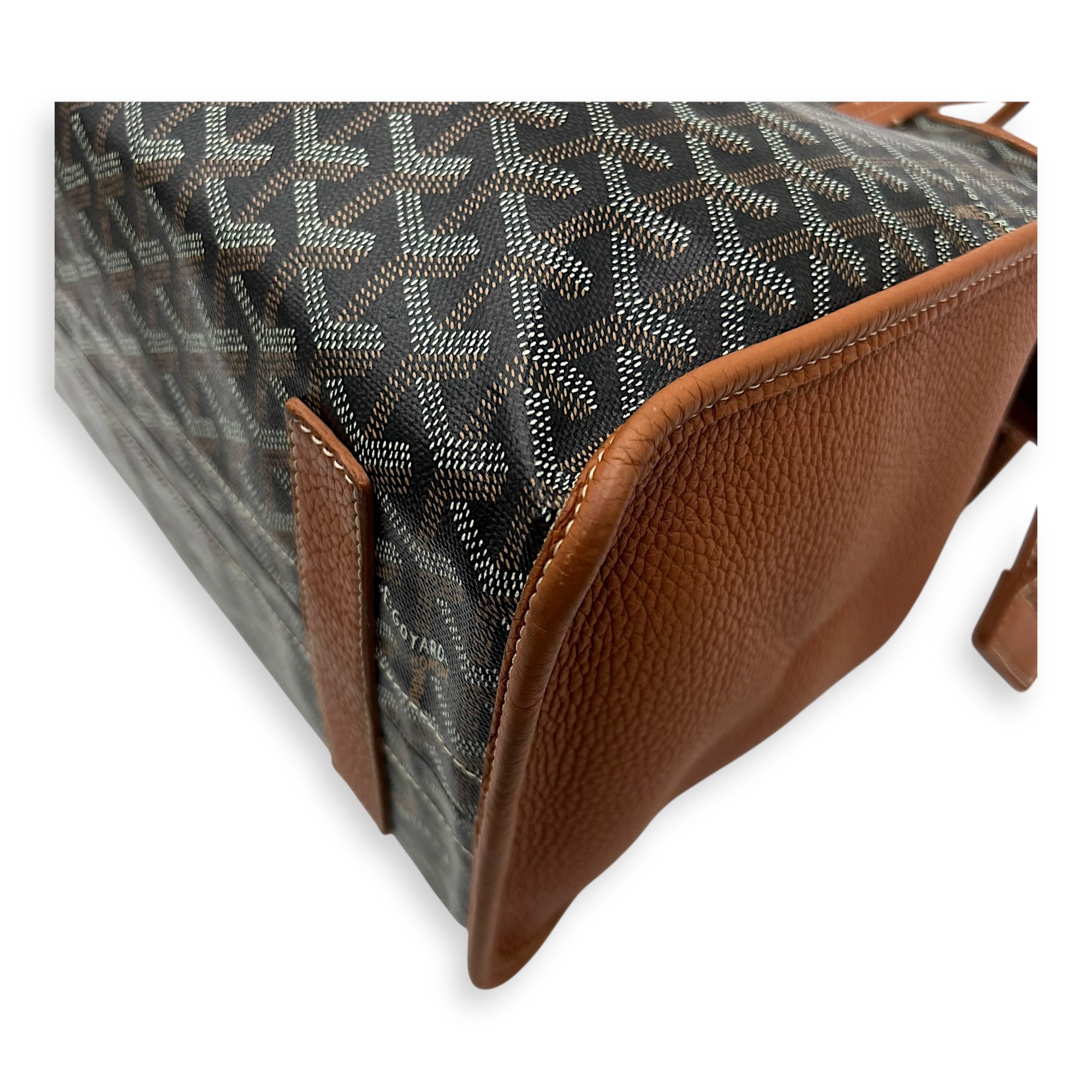 Goyard Hardy PM Brown Shoulder Bag in Coated Canvas, Silver hardware_11