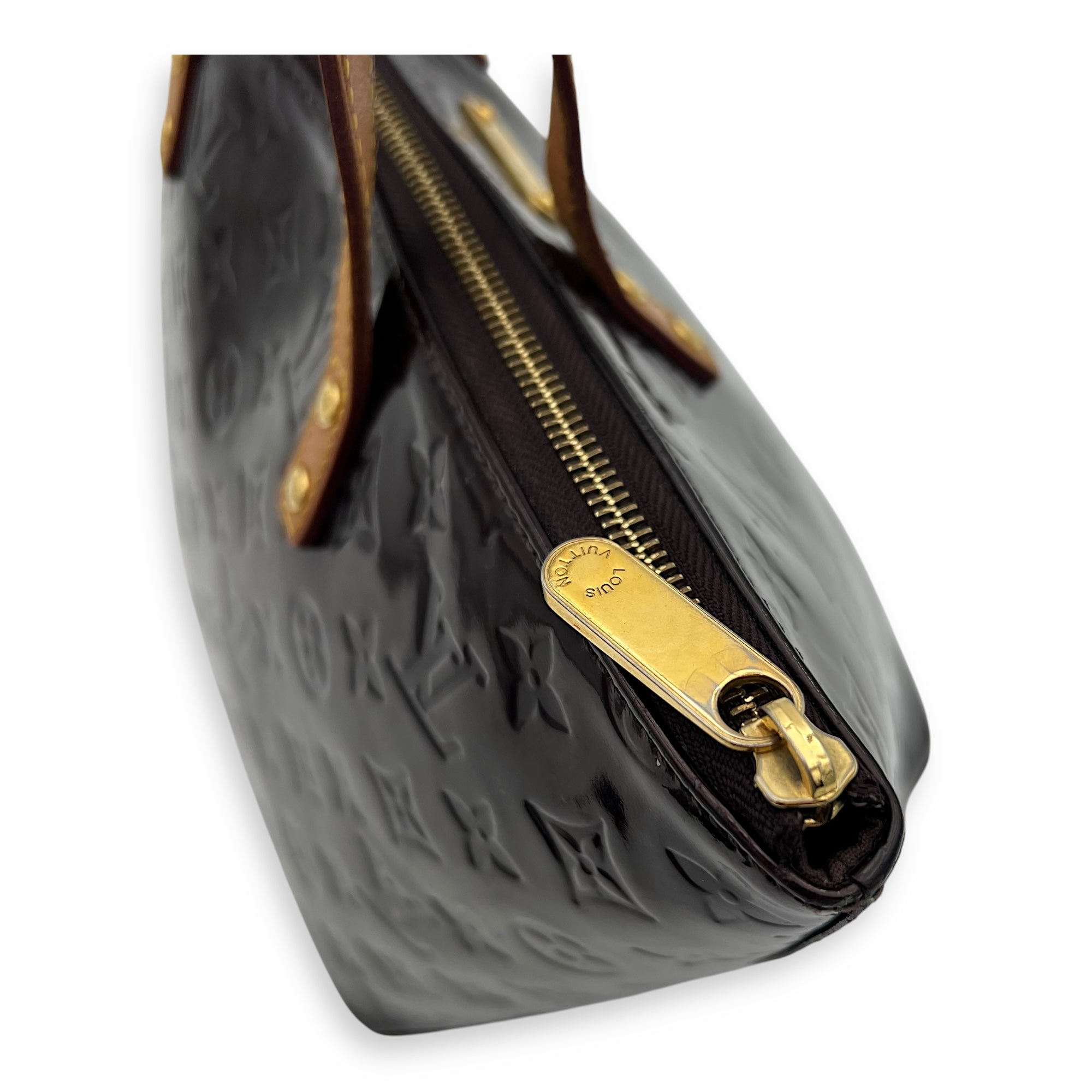 Louis Vuitton Bellevue Amarante Top Handle Bag in Vernis, Gold hardware_9