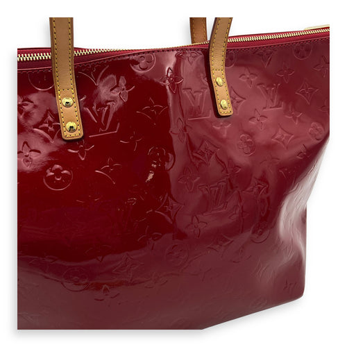 Louis Vuitton Bellevue Top Handle Bag Red in Patent Leather, Gold hardware_8