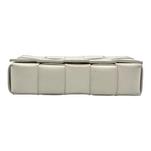 Bottega Veneta Cassette Crossbody Bag White in Calfskin, Silver hardware_5