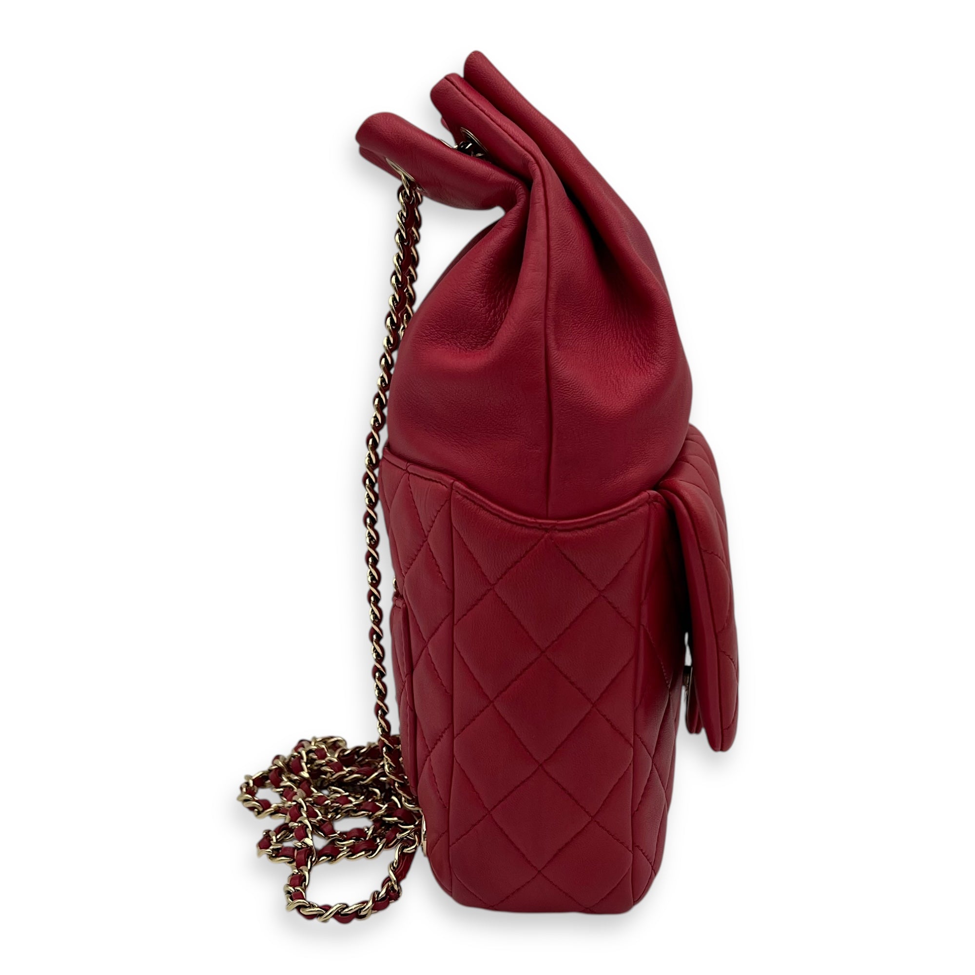 Chanel Seoul Red Backpack in Lambskin, Gold hardware_3