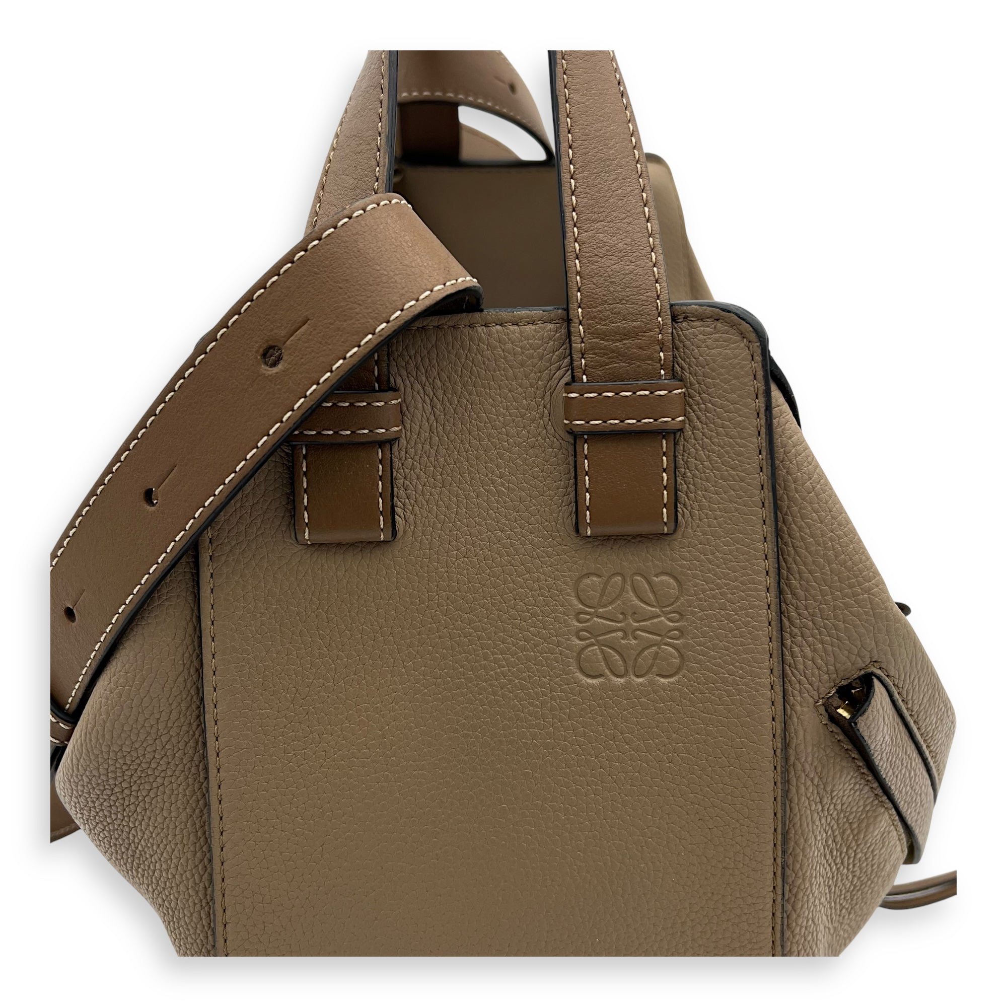 Loewe Hammock Medium Beige Top Handle Bag in Calfskin, Gold hardware_8
