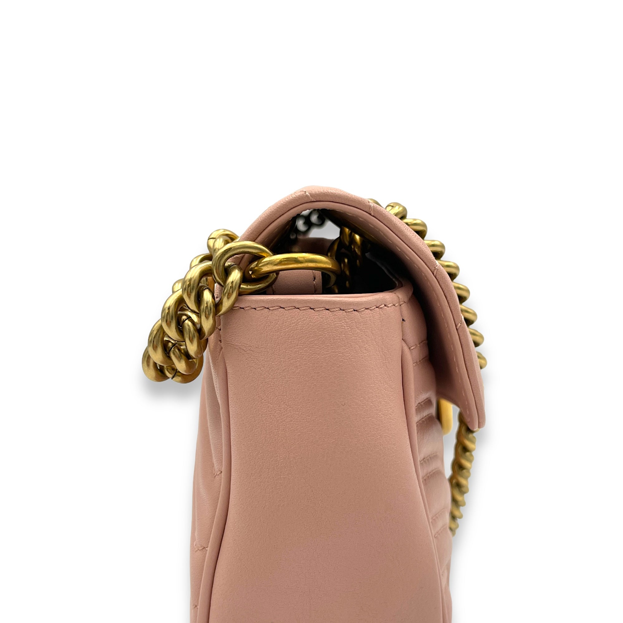 GG Marmont Shoulder Bag Small Pink in Calfskin, Gold hardware