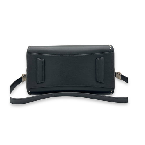 Antigona Medium Black Top Handle Bag in Calfskin, Silver hardware